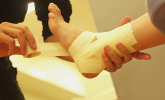 テーピング×理学療法